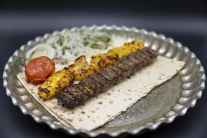 Combination Of Chicken Breast & Ground Beef Kabob ( Koobideh) With Bread