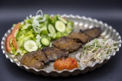 Filet Mignoon With Salad