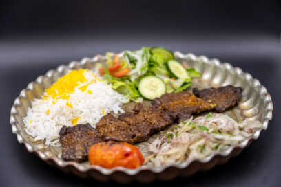 25.Filet Mignon With Half Rice & Half Salad